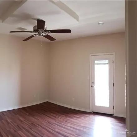 Image 5 - 1221 E Daffodil Ave Unit B, McAllen, Texas, 78501 - House for rent