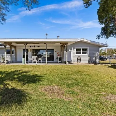 Image 5 - 137 West Martin Luther King Jr Drive, Tarpon Springs, FL 34689, USA - House for sale