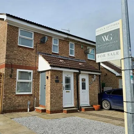 Buy this 2 bed duplex on Woldholme Avenue in Driffield, YO25 6RD