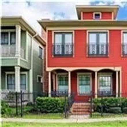 Rent this 3 bed house on 1323 West 25th Street in Houston, TX 77008