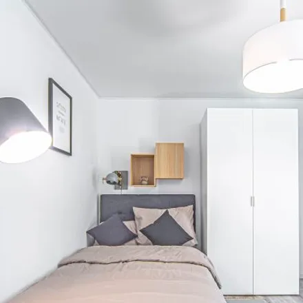 Image 3 - Corneliusstraße 100, 40215 Dusseldorf, Germany - Apartment for rent