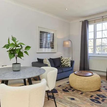 Image 9 - 2 Chelsea Square, London, SW3 6LL, United Kingdom - Apartment for rent