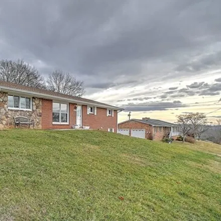 Image 2 - 437 Monte Vista Drive, East Kingsport, Sullivan County, TN 37660, USA - House for sale