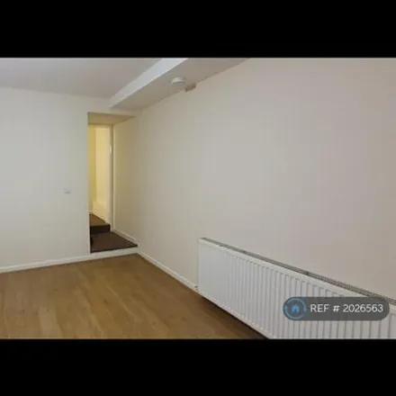 Image 4 - Commonside Farm, The Gents Barbers, Blackwell Road, Huthwaite, NG17 2RJ, United Kingdom - Apartment for rent