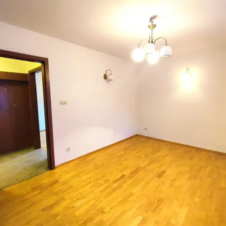 Image 2 - Niepubliczne Przedszkole Kolorowe Kredki, Zakątek, 43-100 Tychy, Poland - Apartment for rent