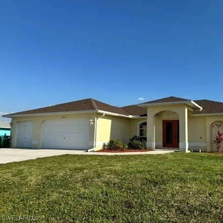 Image 2 - 842 Northeast 19th Terrace, Cape Coral, FL 33909, USA - House for rent