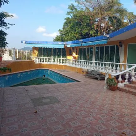 Buy this 5 bed house on Calle Adolfo López Mateos in Fracc. Vista del Mar, 39300 Acapulco