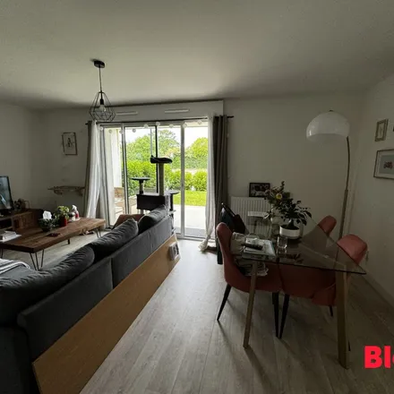 Rent this 3 bed apartment on 2 Rue de Rennes in 35340 Liffré, France