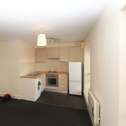 Image 4 - Eyres Avenue, Leeds, LS12 3BA, United Kingdom - Apartment for rent