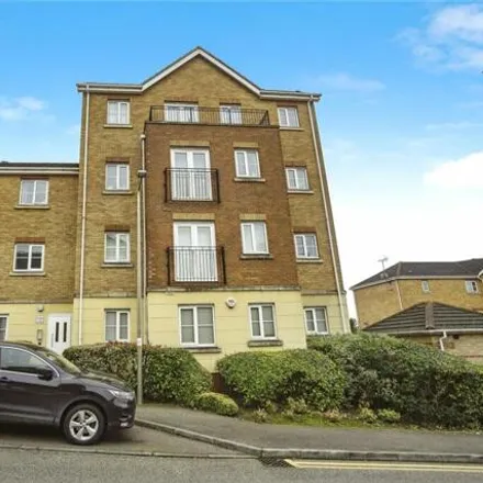 Buy this 2 bed apartment on Coniston Avenue in Purfleet-on-Thames, RM19 1PQ