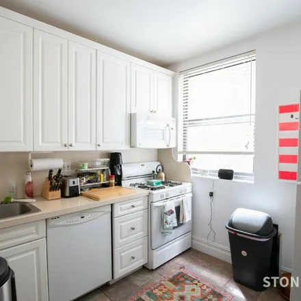 Rent this 1 bed apartment on 200 West 90th Street in New York, NY 10024