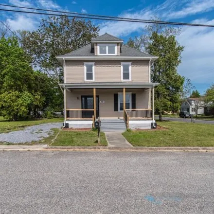Buy this 4 bed house on 117 Conwell Avenue in Newfield, Gloucester County