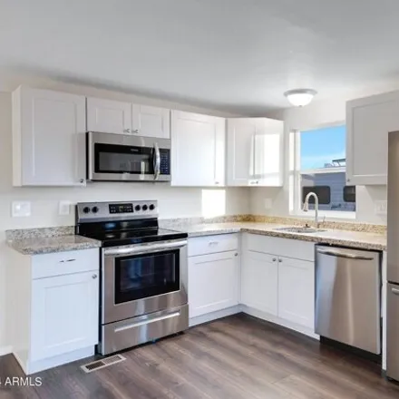 Image 2 - East Kenwood Circle, Mesa, AZ 85211, USA - Apartment for sale