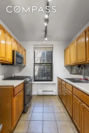 Image 4 - 45 Central Park North, New York, NY 10026, USA - Apartment for sale