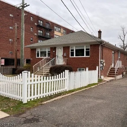 Rent this 2 bed house on Whiteman Plaza in 269 Hoym Street, Fort Lee