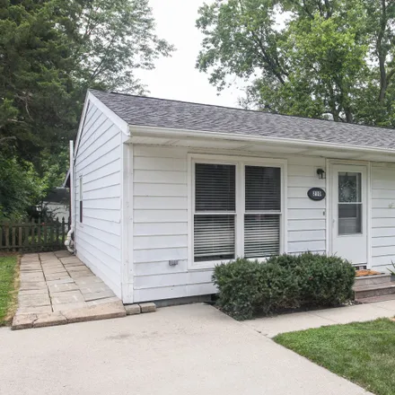 Buy this 3 bed house on 210 Keiser Avenue in Normal, IL 61761