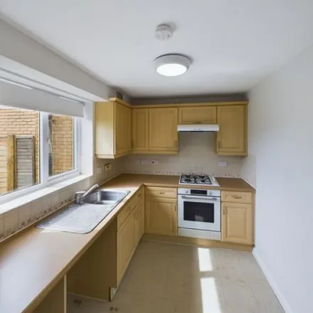 Image 5 - Carey Close, Queen Adelaide, CB7 4QX, United Kingdom - Apartment for rent