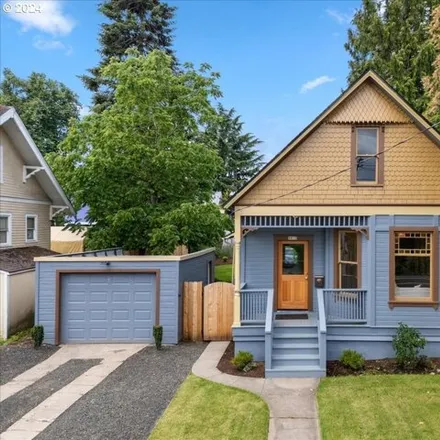 Buy this 4 bed house on 8915 N Portsmouth Ave in Portland, Oregon