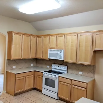 Image 6 - 500 Sheldon Road, Lantana, Denton County, TX 76226, USA - Apartment for rent