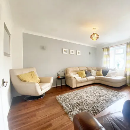 Image 5 - unnamed road, Cardiff, CF14 9HT, United Kingdom - Townhouse for sale