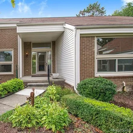 Buy this 3 bed condo on 5262 Simpson Lake Road in West Bloomfield Township, MI 48323