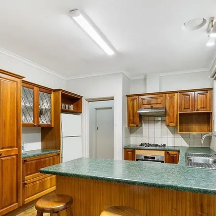 Image 4 - Ormond Avenue, Mitcham VIC 3132, Australia - Apartment for rent