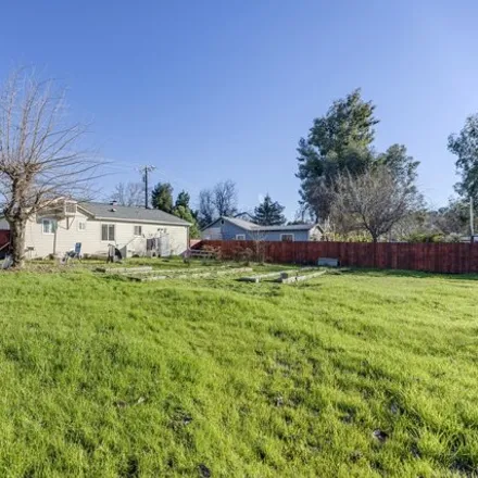 Buy this 3 bed house on 2564 Irwin Road in Enterprise, Redding