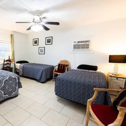 Image 3 - Cape Coral, FL - Apartment for rent