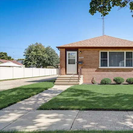 Buy this 3 bed house on 7405 43rd Avenue in Kenosha, WI 53142