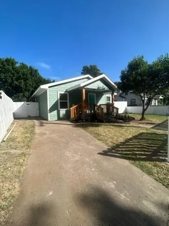 Buy this 3 bed house on 3626 Jamaica St in Dallas, Texas