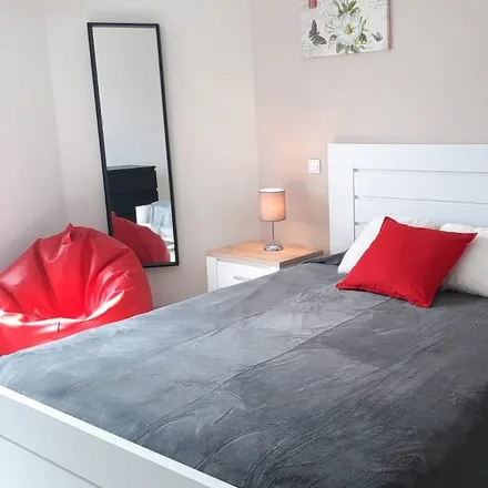 Rent this 1 bed apartment on 8125-591 Distrito de Évora