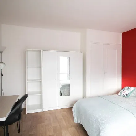 Image 4 - 18 Rue d'Alsace, 92300 Levallois-Perret, France - Apartment for rent