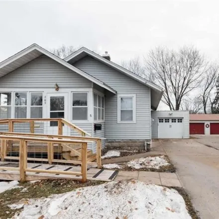 Buy this 2 bed house on 833 2nd Street Northwest in Waseca, MN 56093