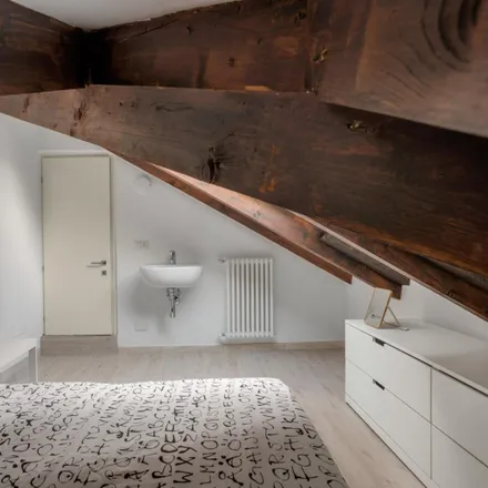 Rent this 2 bed room on Cartoleria Juvara in Via Giovanni Pascoli, 2