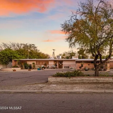 Image 8 - 2350 East Waverly Street, Tucson, AZ 85719, USA - House for sale