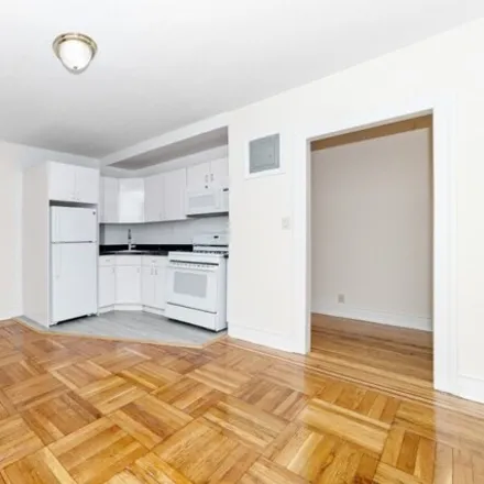 Rent this studio house on 617 West 190th Street in New York, NY 10040