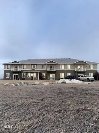 Buy this 38 bed house on 2600 1st Avenue East in Williston, ND 58801