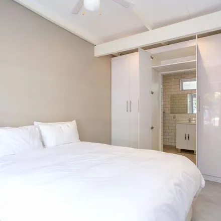 Rent this 2 bed apartment on Schoenstatt Avenue in Constantia, Cape Town