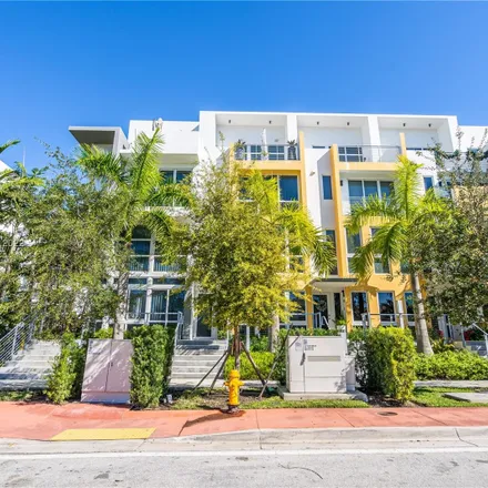 Image 3 - 65 North Shore Drive, Isle of Normandy, Miami Beach, FL 33141, USA - Townhouse for rent