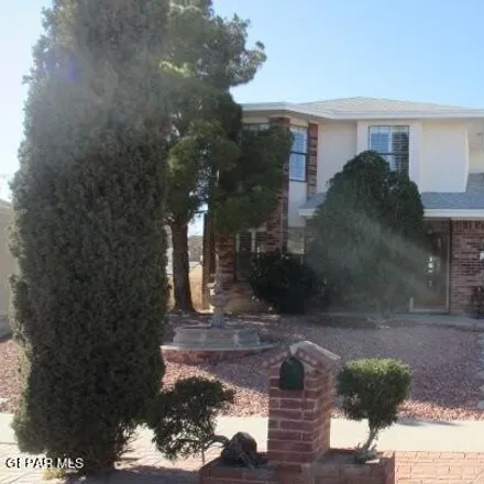 Rent this 3 bed house on 717 Villa Flores Drive in El Paso, TX 79912