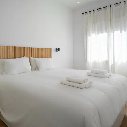 Image 3 - Travessera de Gràcia, 217, 08012 Barcelona, Spain - Apartment for rent