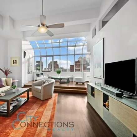 Image 3 - The Belmont, 320 East 46th Street, New York, NY 10017, USA - Condo for sale