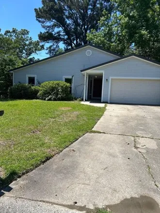 Rent this 3 bed house on 426 Foster Creek Road in Hanahan, SC 29445