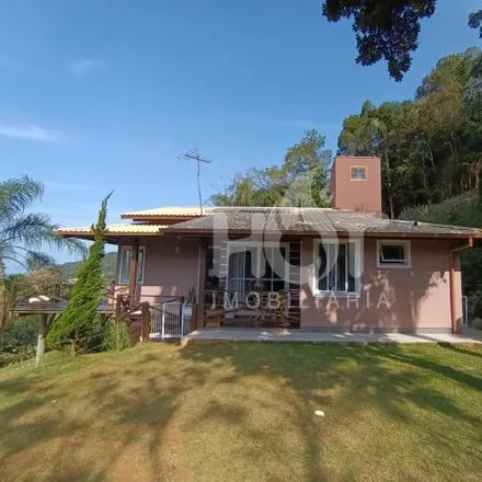 Buy this 2 bed house on unnamed road in Morro das Pedras, Florianópolis - SC