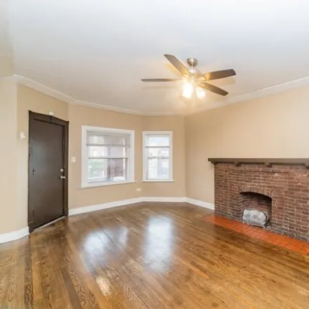 Image 4 - 7122-7128 South Normal Boulevard, Chicago, IL 60621, USA - House for sale