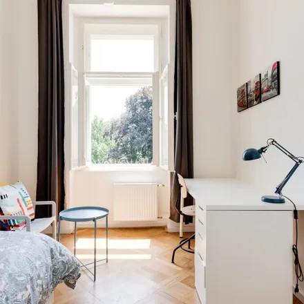 Rent this 3 bed room on náměstí Kinských 741/6 in 150 00 Prague, Czechia