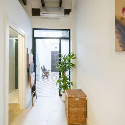 Image 7 - Carrer d'Escalante, 227, 46011 Valencia, Spain - Apartment for rent