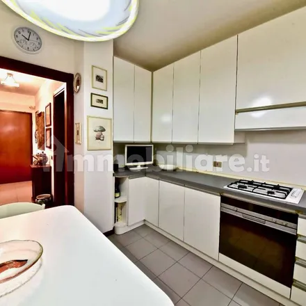 Image 4 - Via Sandro Botticelli, 20851 Lissone MB, Italy - Apartment for rent