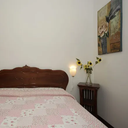 Rent this 2 bed house on Cremia in Como, Italy