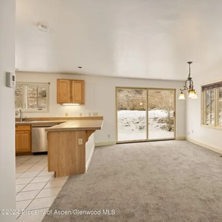 Image 7 - 586 East Main Street, New Castle, CO 81647, USA - House for sale